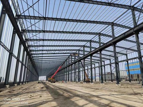 建筑装饰装修工程施工的系统性解析 从设计到幕墙与室内外装修